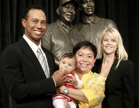 Tiger Woods taking 'indefinite break' from golf