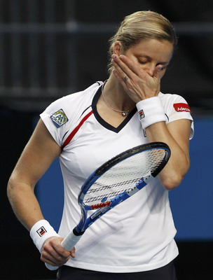 Clijsters loses badly at Australian Open