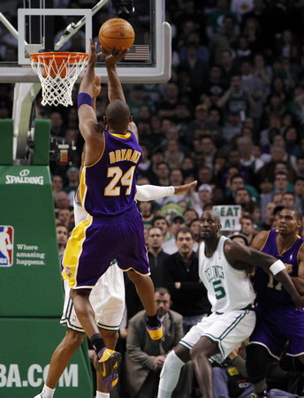 Kobe jumper lifts Lakers to victory over Celtics