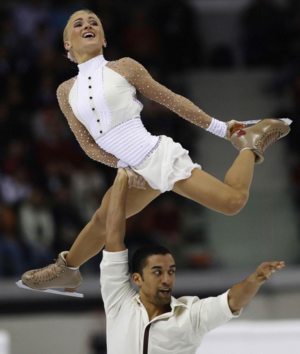 Pang/Tong win gold at World Figure Skating Championships