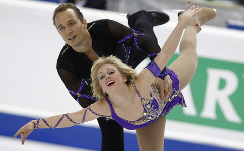 Pang/Tong win gold at World Figure Skating Championships