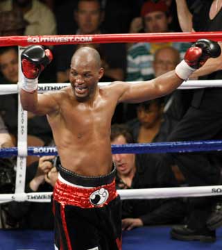 Hopkins outpoints Jones in long-delayed rematch