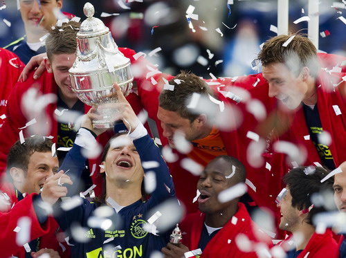 Ajax beats Feyenoord 4-1 to lift Dutch Cup