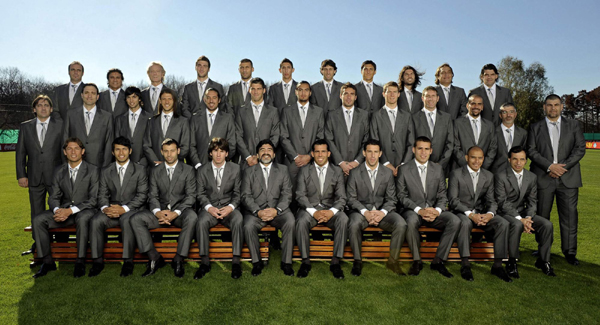 Argentina's World Cup squad pose for family photo