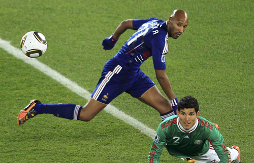 France kick Anelka out of World Cup