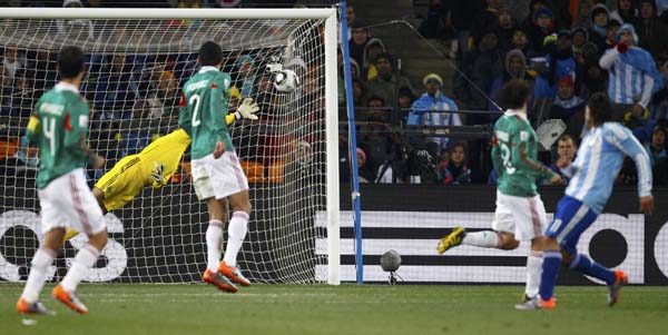 Argentina beats Mexico 3-1 at World Cup