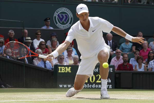 Federer loses to Berdych in Wimbledon quarters