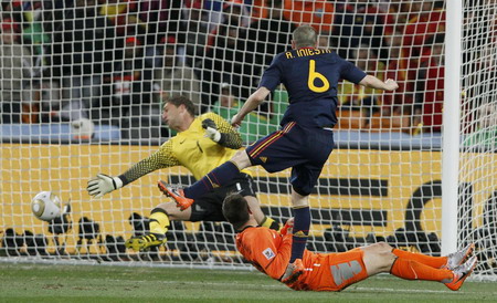 Spain wins World Cup, Iniesta scores in extra time