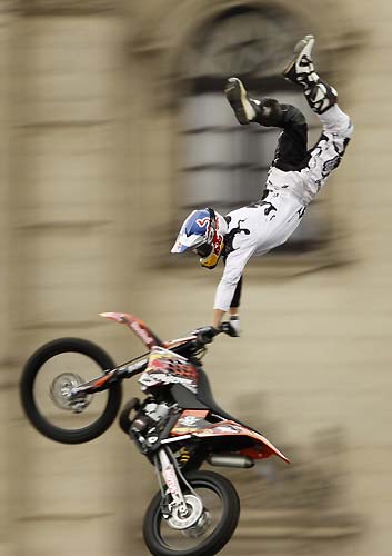 Motocross exhibition in Lima