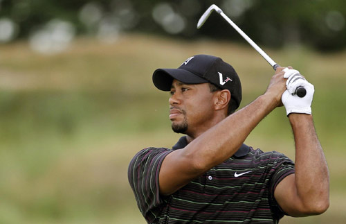 Keeping top spot is cold comfort for Woods