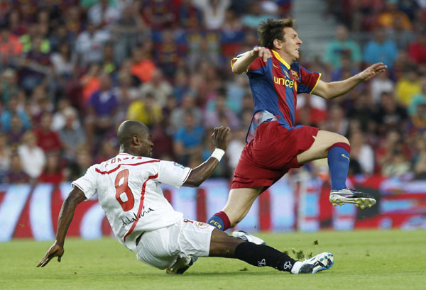 Barcelona beats Sevilla to lift Spanish Supercup