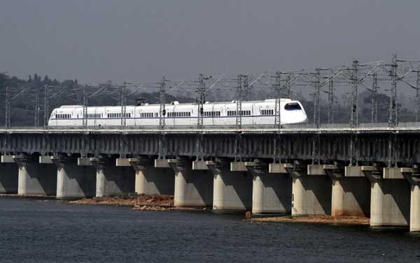 Intercity high-speed rail in E China opens