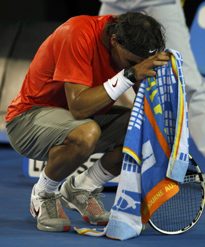 Nadal loses at quarter-finals, hopes over for 4 Slams in a row