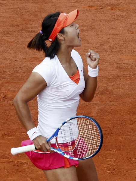 Li Na wins it all at Roland Garros