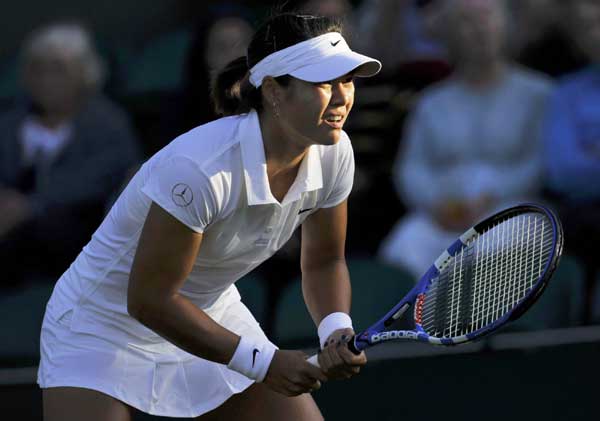 Low-key Li Na makes solid start at Wimbledon