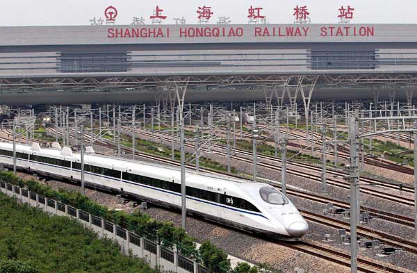 Full speed ahead for Beijing-Shanghai bullet train