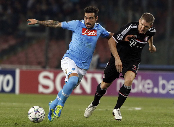 De Sanctis the hero as Napoli hold Bayern