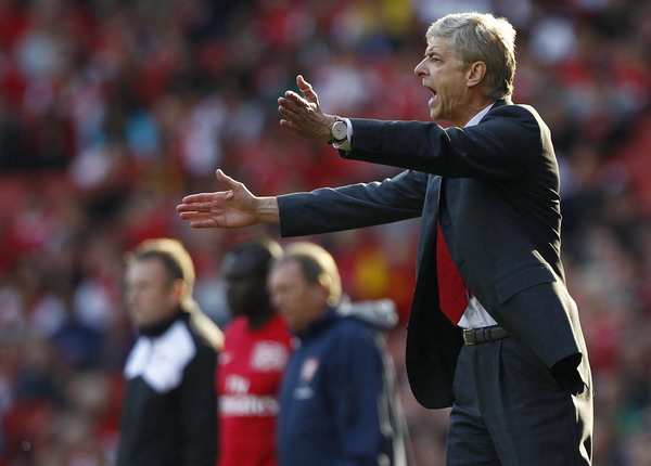 Don't panic, Wenger tells Arsenal fans