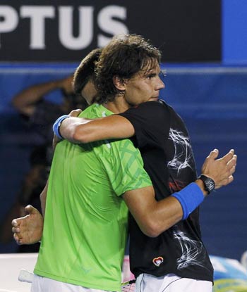 Djokovic edges out Nadal in Australian Open