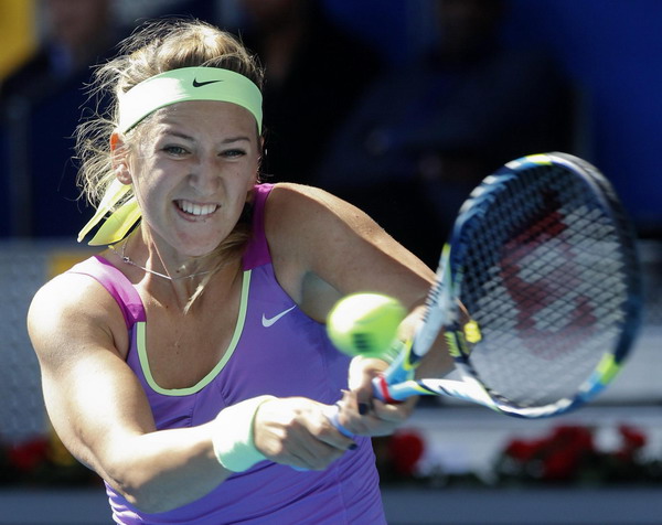 Azarenka, Sharapova advance in Madrid