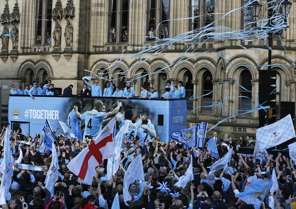 Sun shines on joyful City parade