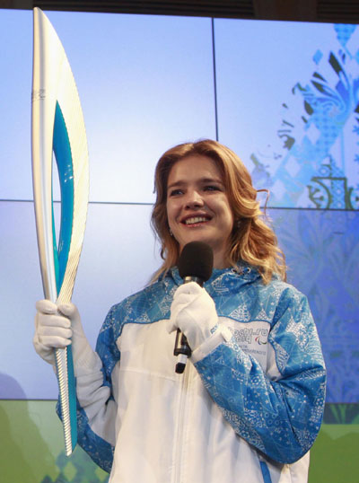 Sochi 2014 organisers unveil futuristic Olympic torch