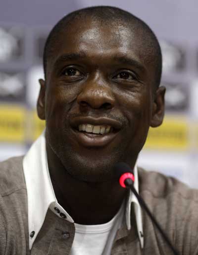 Tearful Seedorf confirms AC Milan manager's job