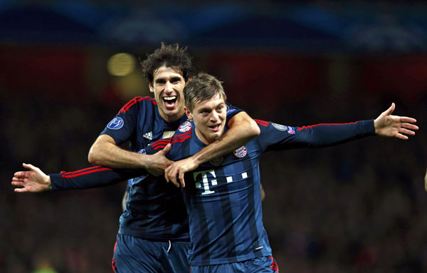 Champions Bayern too strong for 10-man Arsenal