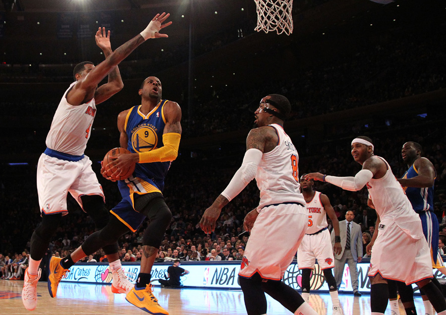 Stephen leads Warriors past knicks 126-103