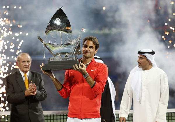 Federer beats Berdych to win Dubai Open for sixth time