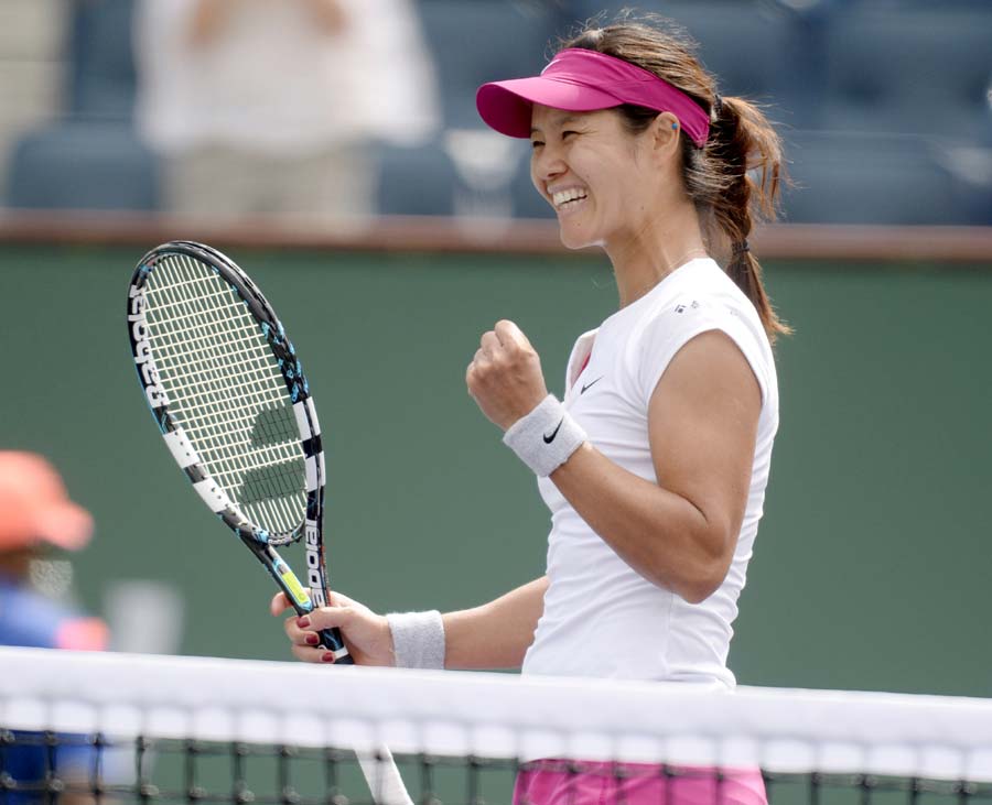 Li Na reaches semifinals at Indian Wells