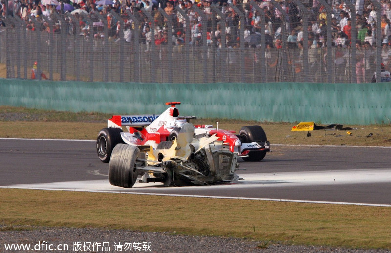 Thrills and spills at Chinese Grand Prix