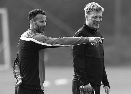 Giggs returns to center stage