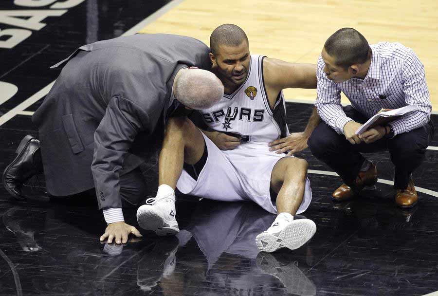 James carries Heat past Spurs to tie NBA Finals