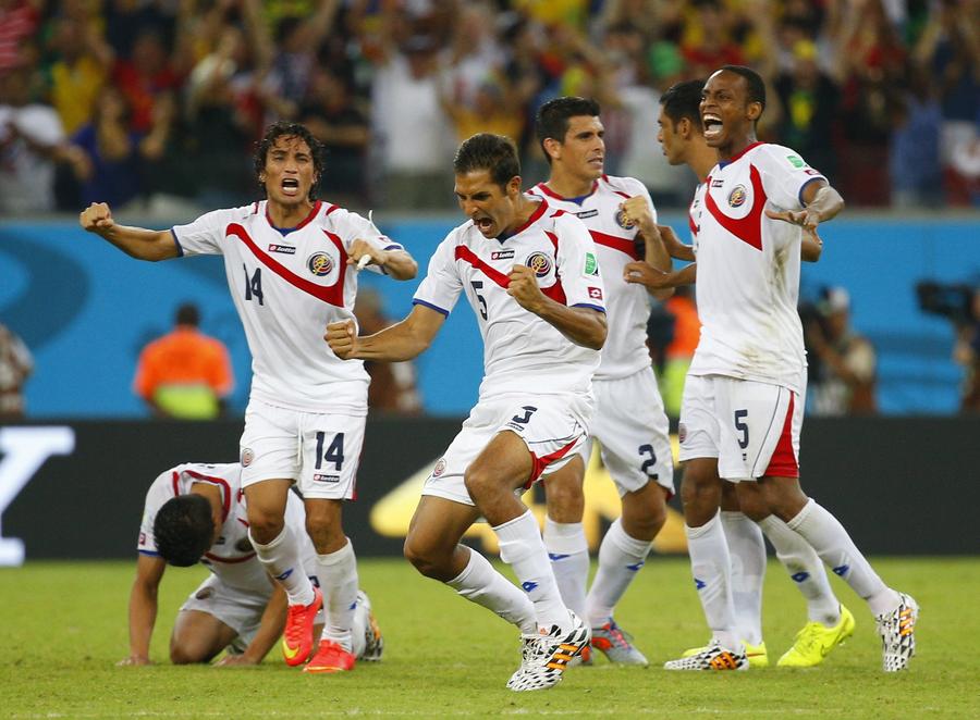 Costa Rica beats Greece in penalty shootout