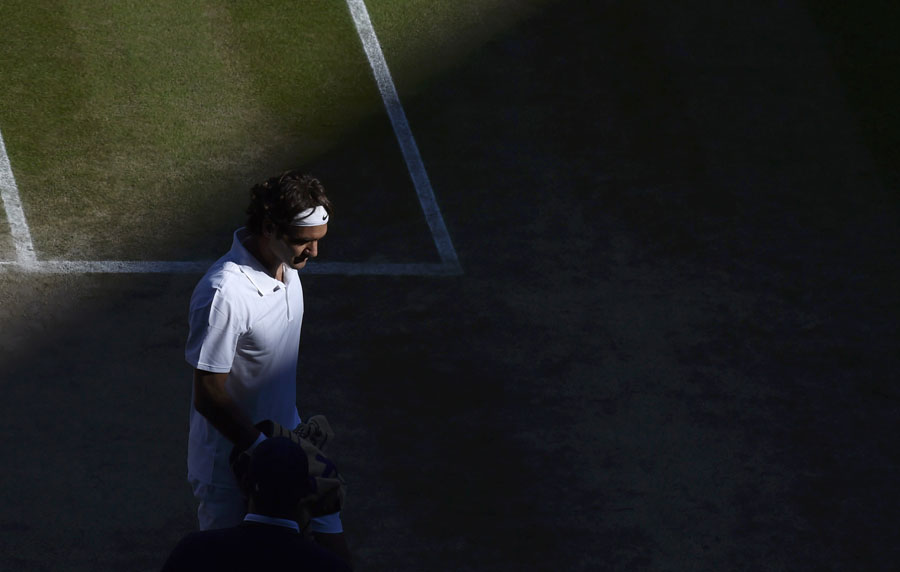 Djokovic wins epic tussle with Federer to claim Wimbledon title