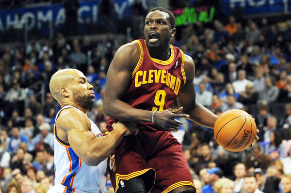 Luol Deng signs 2-year deal with Miami Heat