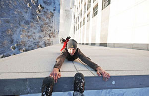 Death-defying stunt show in Macao