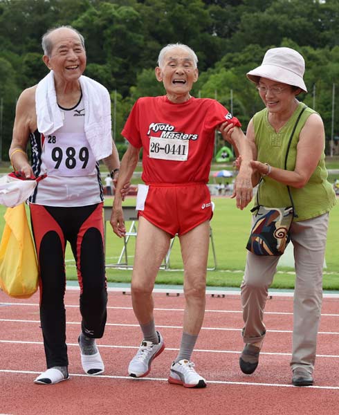 103-year-old challenges world's fastest man