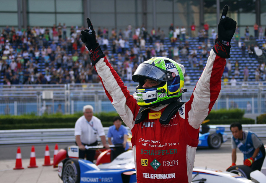 Lucas di Grassi wins 1st-ever electric car race in Beijing