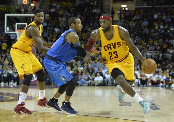 LeBron set for Cavs season opener with closure