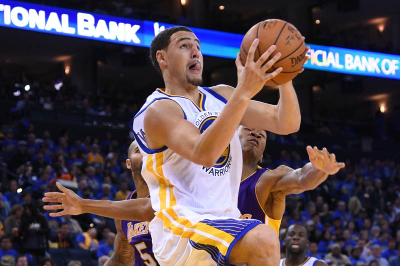 Thompson scores 41, Warriors beat Lakers 127-104