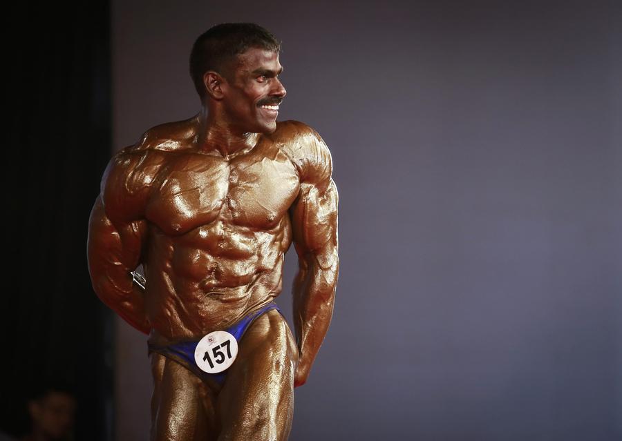 Bodybuilders compete for world title in Mumbai