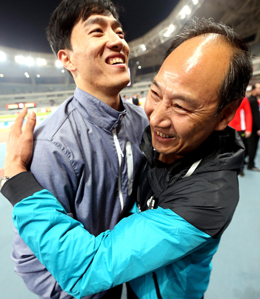 Liu Xiang completes emotional farewell with tears