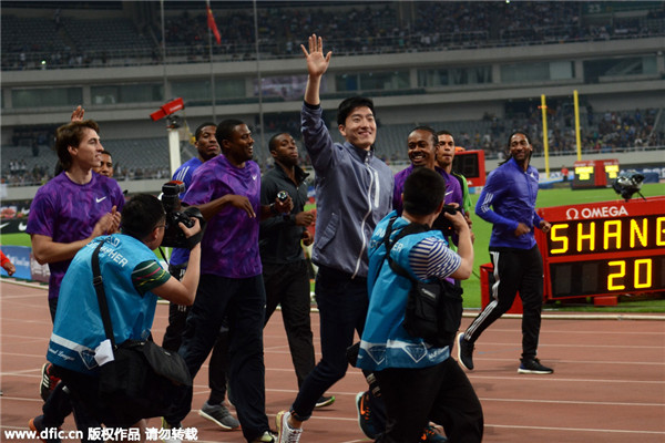 Tearful goodbye from China's star hurdler