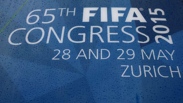 Six FIFA officials arrested in Zurich over graft