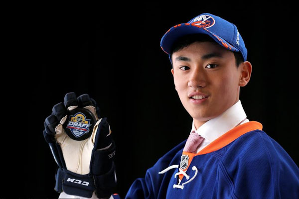 Teenager becomes first Chinese player selected in NHL draft