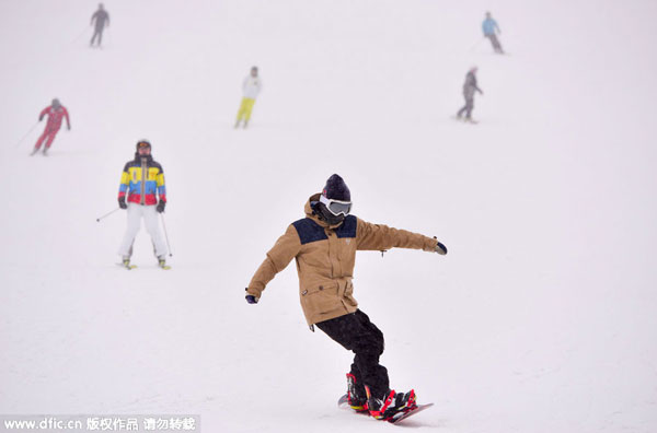 Nonstop train to link Beijing and Zhangjiakou Olympic villages