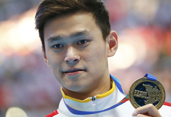 China's cover boy Sun Yang storms back to peak