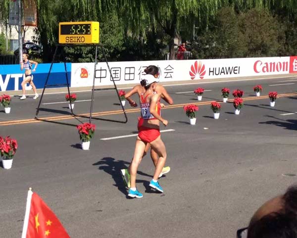 Liu Hong walks her way to China's first gold at Beijing athletics world championships